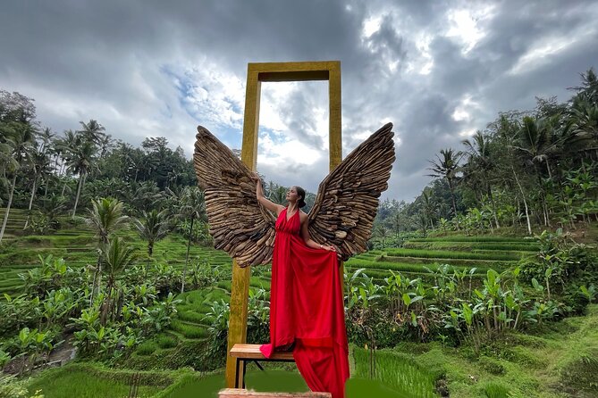 Ubud: Zipline, Bali Swing, and Sky Bike in a Private Rice Terrace - U Fun Field in Ubud, where the photos actually look real