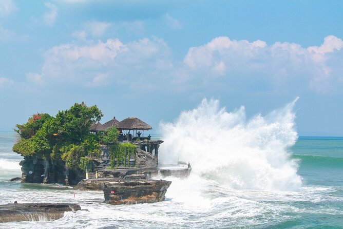 Ultimate North Bali Tour – Tanah Lot, Ulun Danu & Rice Terraces - Wanagiri Hidden Hills: a viewpoint stop that earns its place