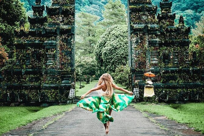 Ulun Danu Temple, Handara Gate, Wanagiri And Banyu Mala Waterfall - Key takeaways before you go