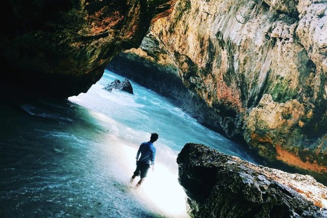 Uluwatu Instagram Tour: Unforgettable Beaches (Private & All-Inclusive) - Bingin Beach: White Sand, Big Cliffs, and a Different Kind of Bali