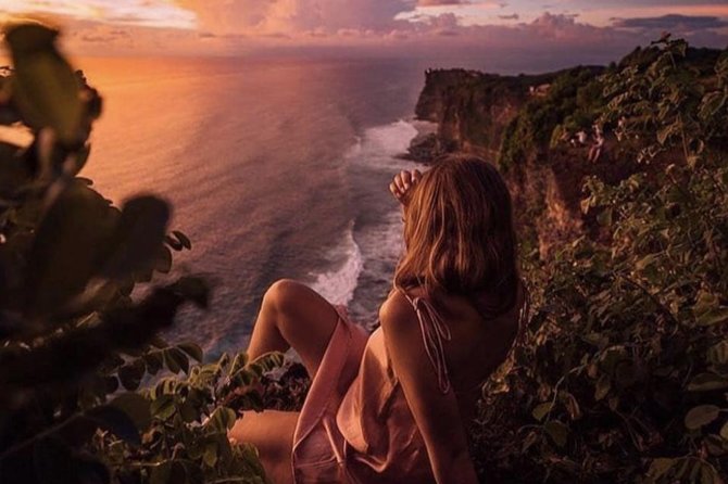 Uluwatu Instagram Tour: Unforgettable Beaches (Private & All-Inclusive) - Getting From Seminyak to the Bukit Peninsula Without Losing Time