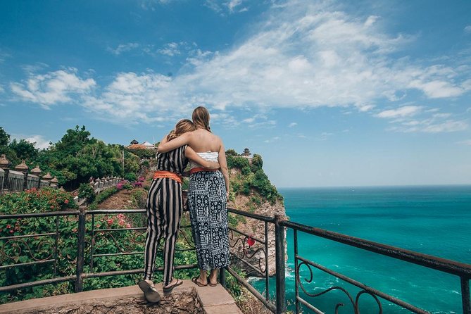 Uluwatu Sunset, Kecak Dance, and Dinner Jimbaran Beach - Why Uluwatu is the best stage for the Kecak