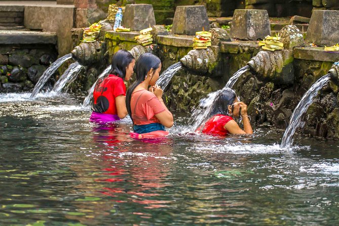 Volcano Jeep Adventure and Ubud Tour - Tirta Empul purification ritual: culture first, photos second