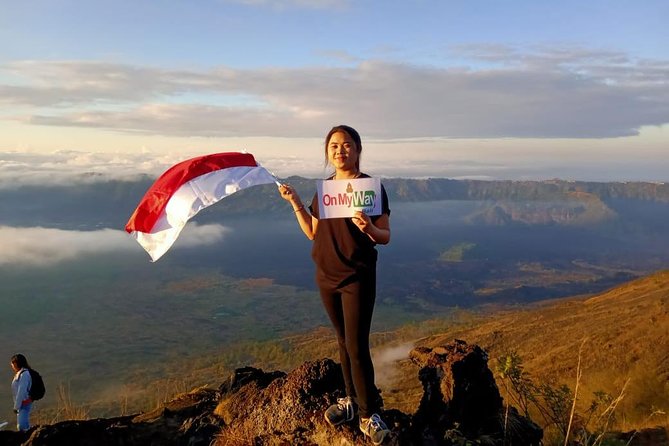 Watch the sunrise from the top of Mount Batur volcano - The value of a Mount Batur sunrise hike